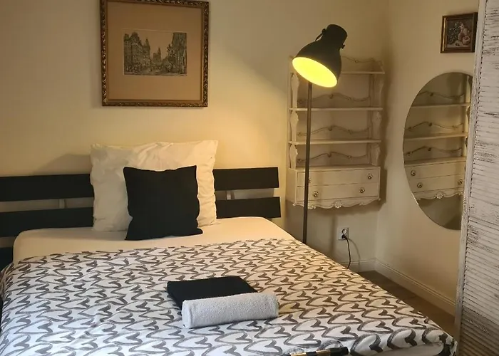 Airport Rooms